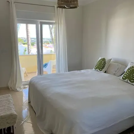 Ocean, Surf, Golf Private With Pool Near Lagoon Casal do Narcizo